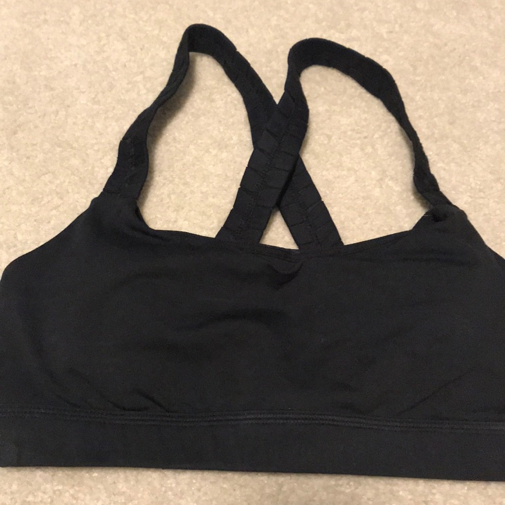 Lululemon sports bra black